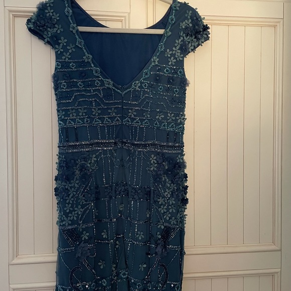 Beautiful teal beaded Theia short dress - Picture 3 of 5